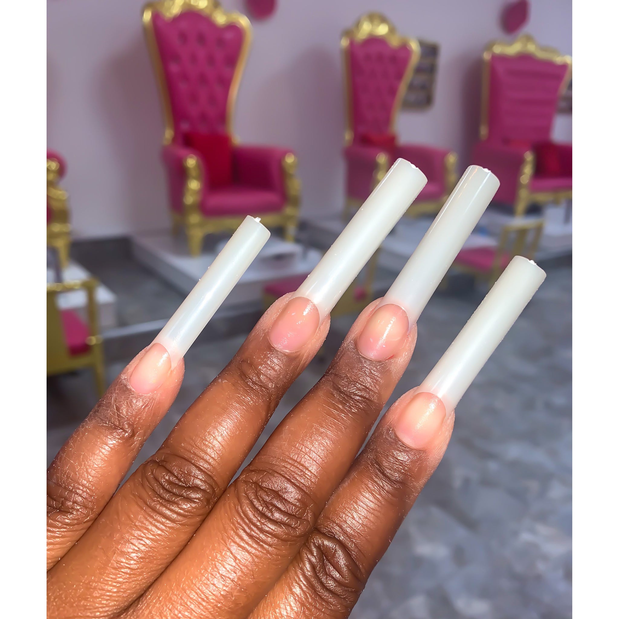 Pink nails set using 2XL Square No C Curve nails tips